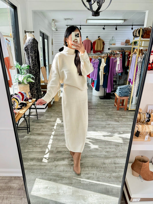 Cream Sweater Midi Set